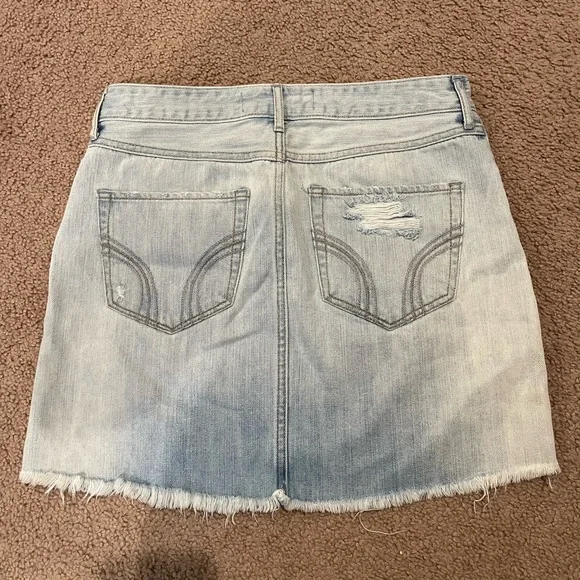 HOLLISTER Trendy High Rise Y2k Distressed Denim Mini Skirt - Picture 7 of 7